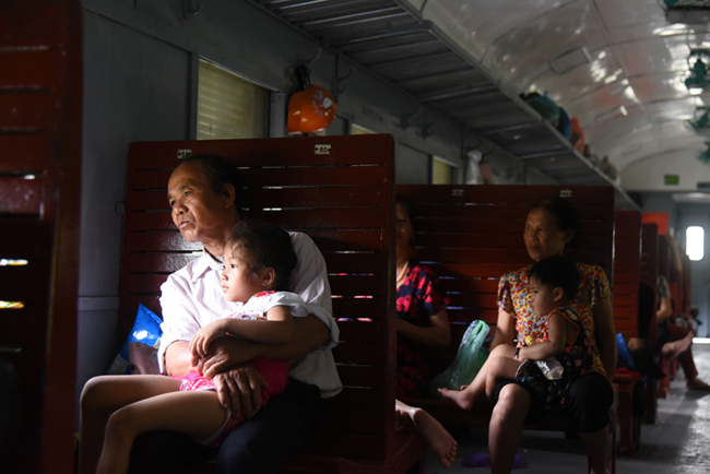 Chuyến tàu đặc biệt chỉ có 1 toa, tuần chạy 1 ngày từ Hà Nội