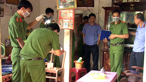 Lời khai kinh hoàng của gã tàn sát cha mẹ ruột và cháu gái ở miền Tây