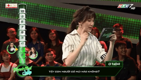 Hari Won khiến khán giả bật cười vì phát âm sai màn thi của Lâm Vỹ Dạ