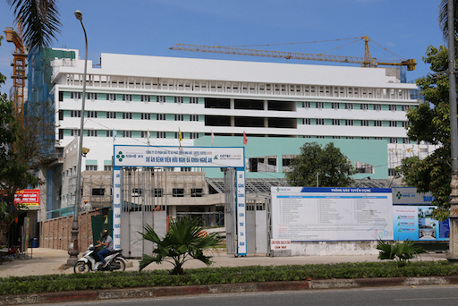 Nghệ An: Bệnh viện nghìn tỷ xây vượt chiều cao bị phạt 40 triệu đồng