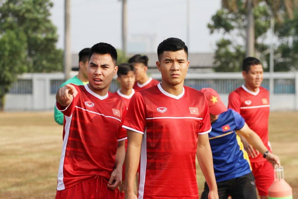 U23 Việt Nam có sân tập mới, HLV Park Hang Seo vẫn nơm nớp lo