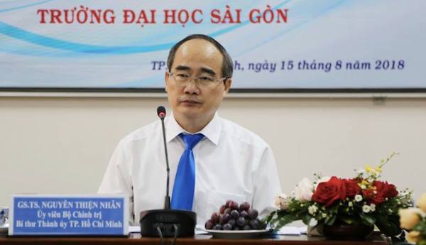 Trường đại học chưa có giáo sư là 