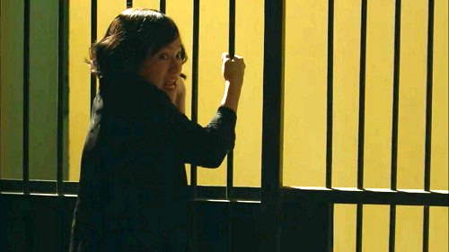 ‘Cả một đời ân oán’ tập 70: Lan Phương hóa điên khi bị tống vào tù