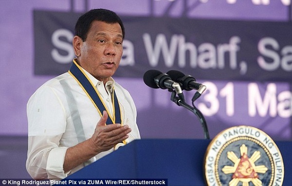 Lý do Tổng thống Duterte muốn nhưng chưa thể từ chức