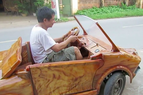 'Siêu xe' Lamborghini bằng gỗ gây xôn xao