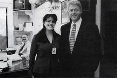 Ngày này năm xưa: Bill Clinton thừa nhận 'quan hệ tình ái'
