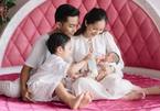 Sau tin đồn chia tay, Khánh Thi muốn sinh con thứ 3 với chồng kém 12 tuổi
