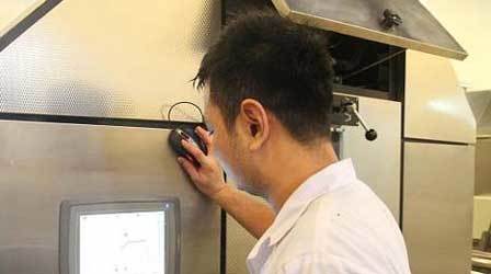 Bất ngờ chưa: Đọc tin nhắn quảng cáo của tổng đài, vợ bỗng dưng phát hiện ra thông điệp lạ bồ nhí gửi chồng