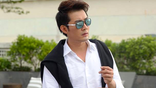 Độc thân, cao 1,8m, diễn viên Việt điển trai sốc vì bị từ chối tình cảm