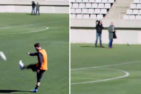 Messi xỏ háng phóng viên từ khoảng cách khó tin