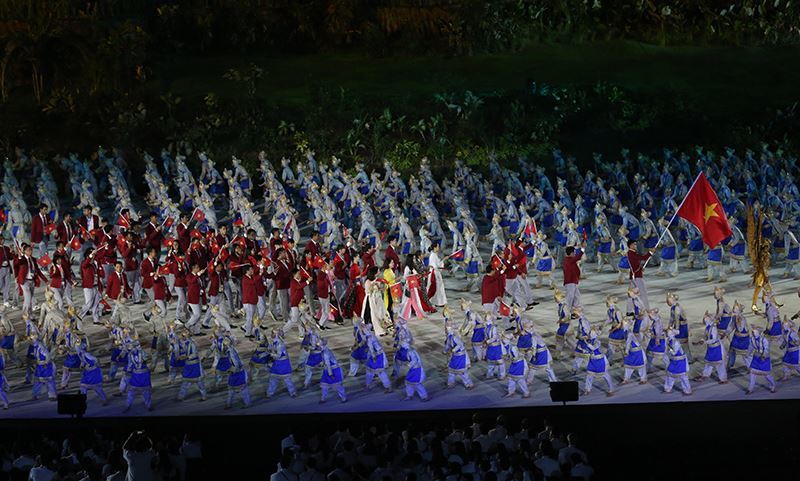Lễ khai mạc Asiad 18: Đoàn Việt Nam tiến ra sân khấu