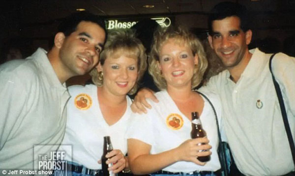 Craig - Mark Sanders và Diane - Darlene Nettemeier