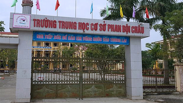 Hiệu phó tố cáo,  trường điểm bị thu hồi hơn 1 tỷ tiền dạy thêm sai quy định