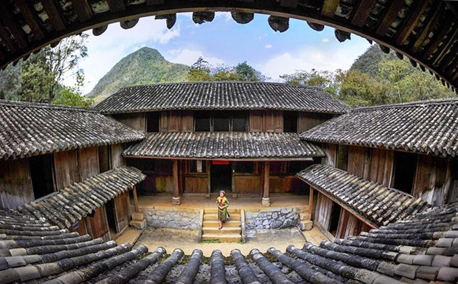 Những bí mật về dinh thự Vua Mèo 15 vạn đồng bạc xoè hoa nơi cao nguyên đá