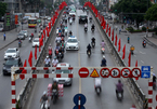 “Lái xe ở Hà Nội mà không bấm còi chỉ có điên”