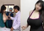 Bác sĩ livestream lộ ngực của khách hàng trên mạng xã hội