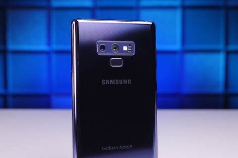 Galaxy Note 9 và iPhone X