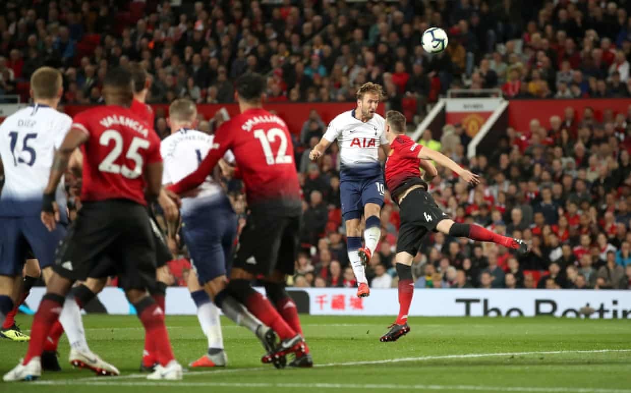 Tottenham dốc sức hạ MU, Liverpool bán hơn nửa đội hình