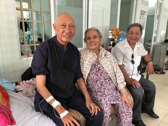 Thực hư thông tin diễn viên Lê Bình chữa khỏi ung thư phổi