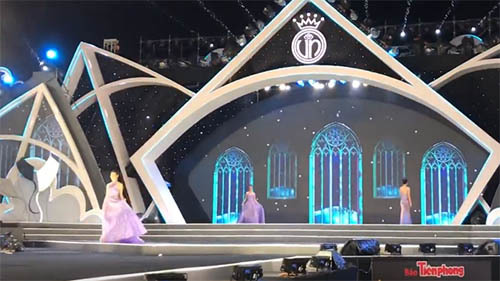 Hoa hậu Việt Nam gián đoạn vì sự cố bất ngờ