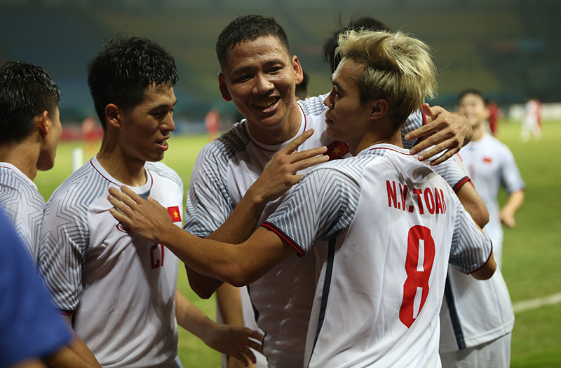 Đội hình U23 Việt Nam đấu Hàn Quốc: Cú đấm từ Văn Toàn, Anh Đức