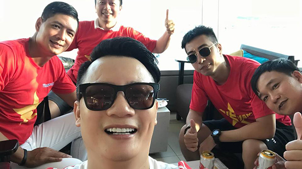 Sao Việt người sang Indo, người 'treo thưởng' U23 VN