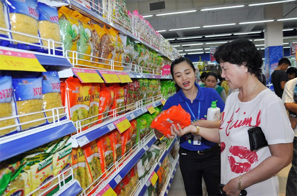‘Đại khuyến mãi’ ở siêu thị Co.opmart và Co.opXtra