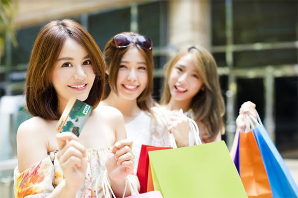 Lướt shopee, nhận ưu đãi cùng thẻ HDBank