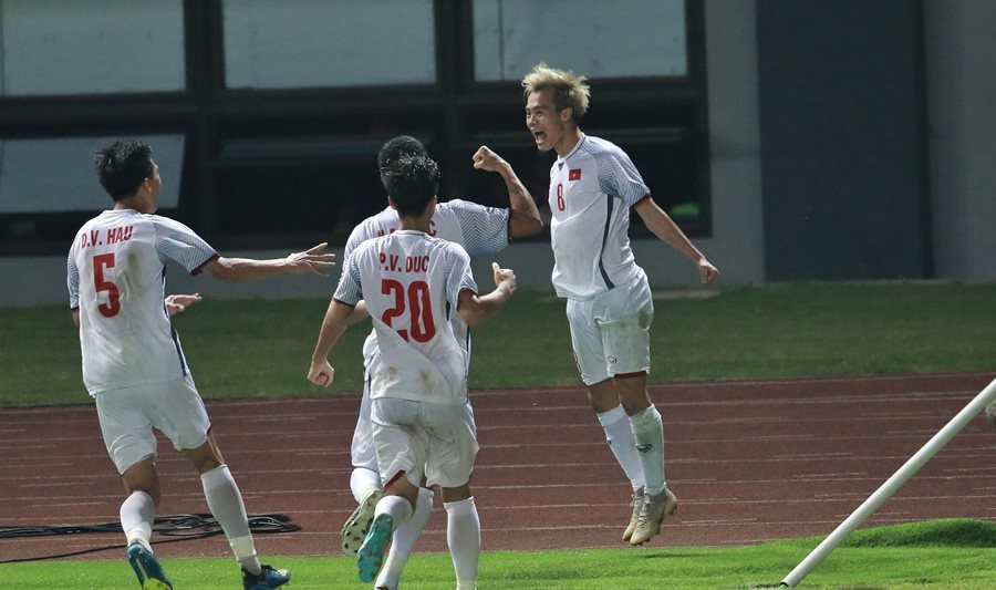 U23 Việt Nam đấu U23 UAE: HLV Park Hang Seo muốn tất tay thế nào?