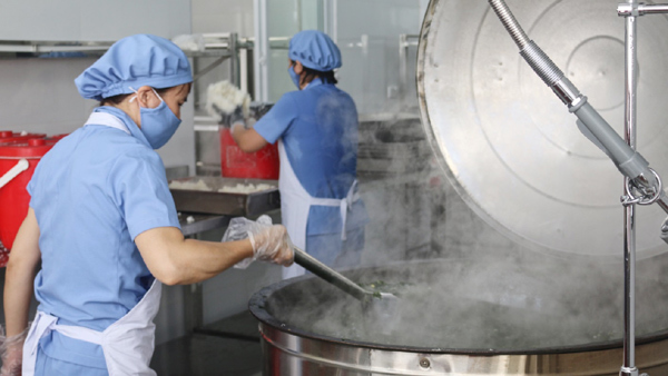 Ninh Bình triển khai dự án Bữa ăn học đường