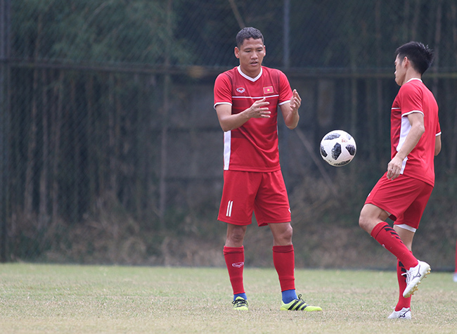 U23 Việt Nam chuẩn bị đấu U23 UAE: Nhẹ nhàng đợi lấy... HCĐ