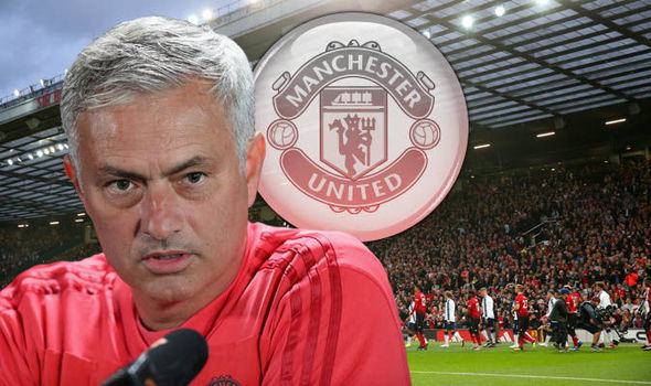 MU hỗn loạn vì Pogba, Mourinho hết thuốc chữa