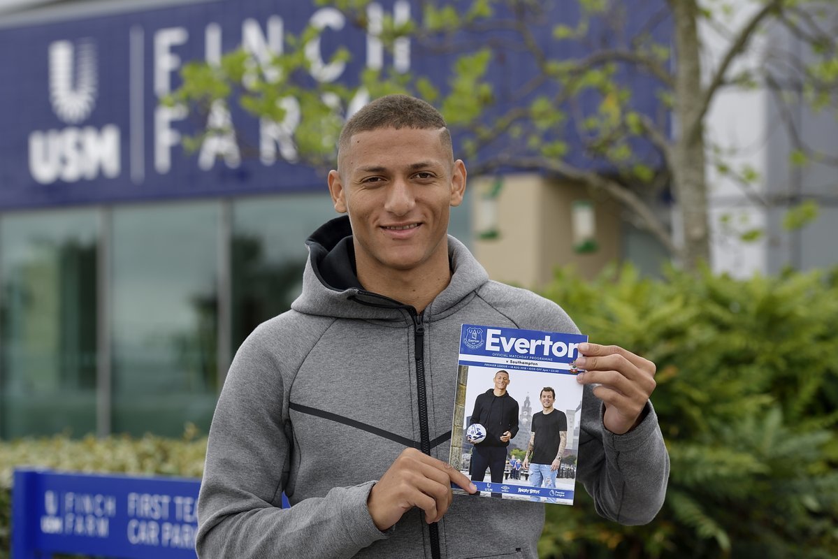 MU mua sao Brazil, Juventus ép giá Pogba