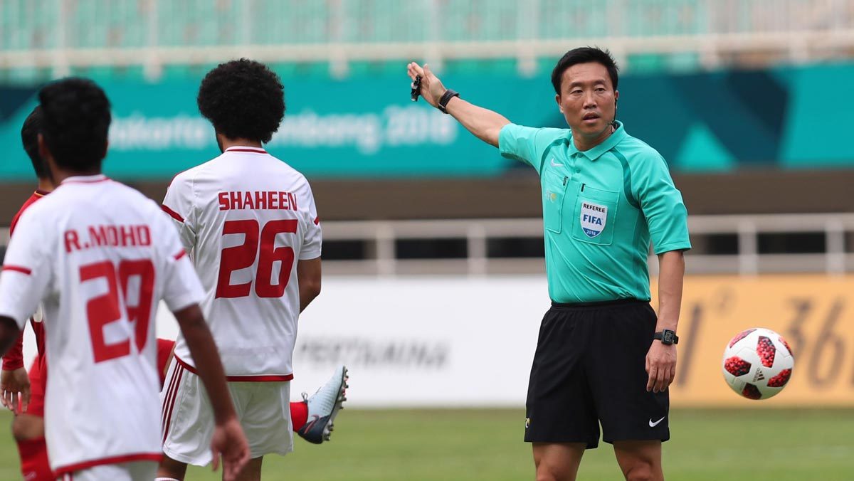 Hơn 2,5 vạn CĐV Hàn Quốc đòi treo còi trọng tài xử ép U23 Việt Nam