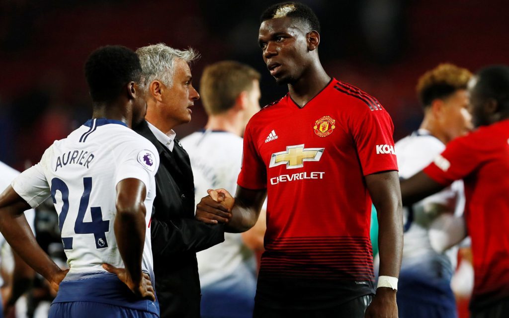 MU bị Pogba phá hoại: Mourinho phải học Alex Ferguson!