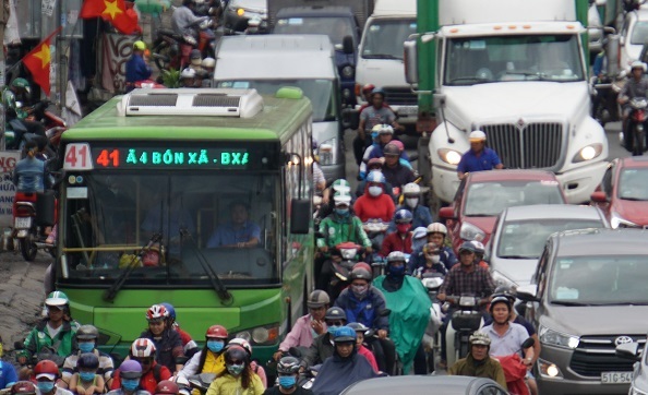 Xe buýt Sài Gòn sẽ chạy vào tận hẻm nhỏ đón khách?