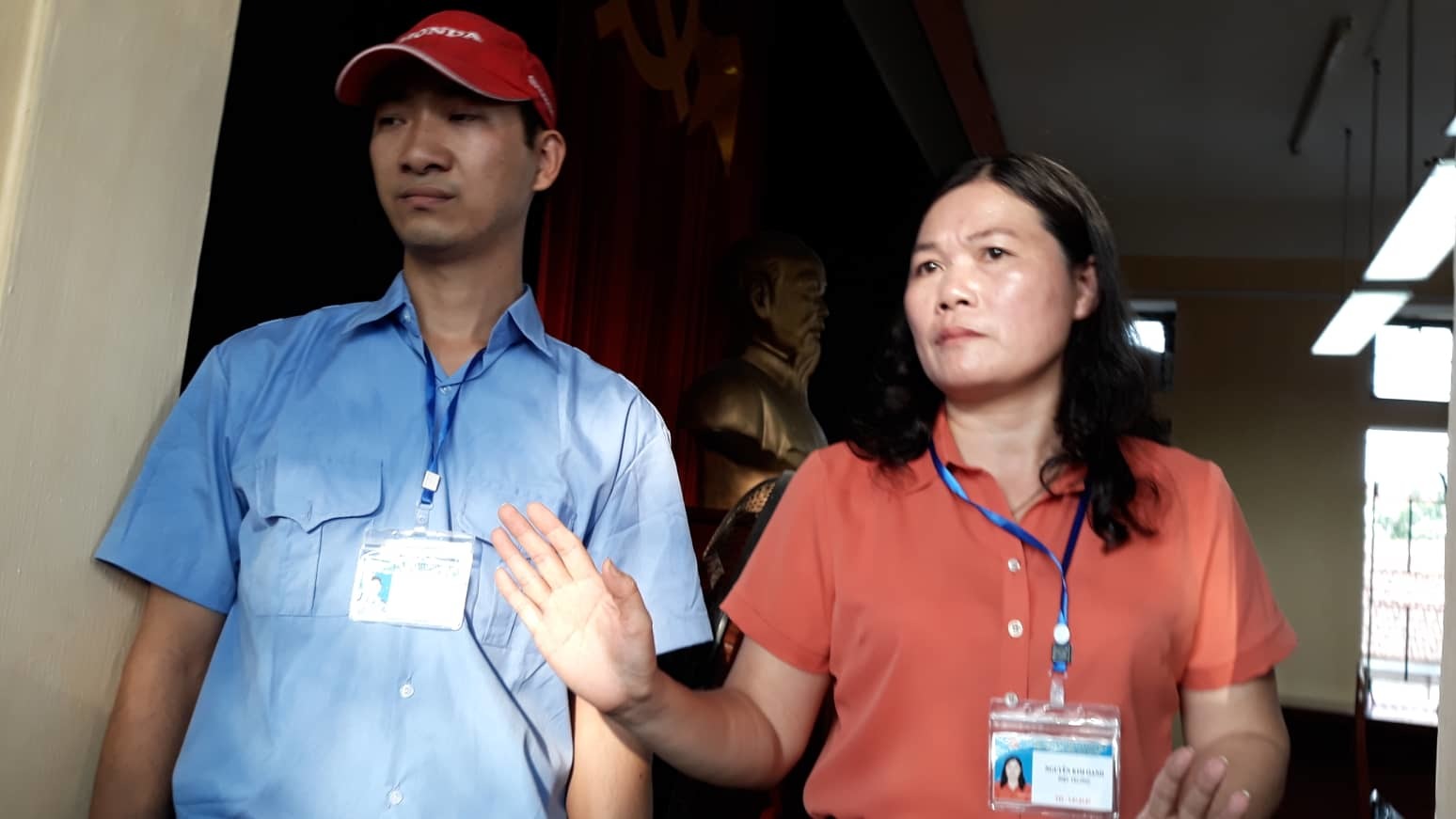 Bị tố lạm thu, trường giải thích quy trình nhưng vẫn bị phản ứng