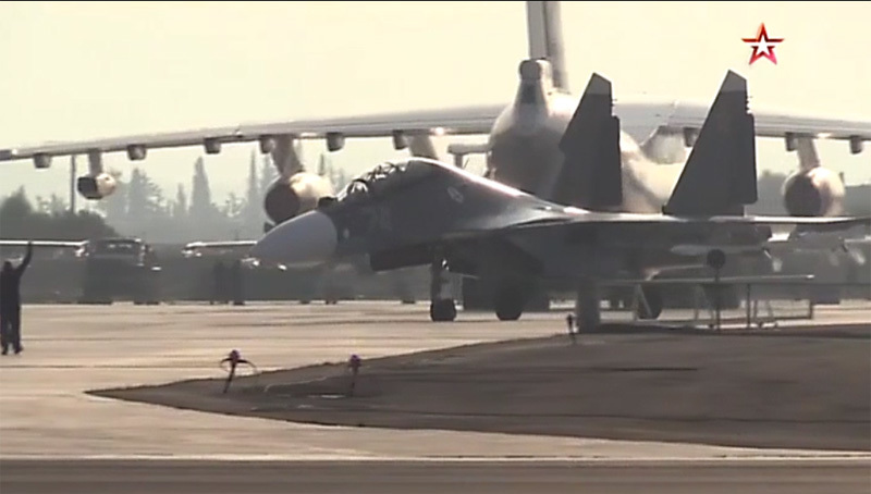 Xem máy bay Nga rầm rập luyện chiến đấu ngoài khơi Syria