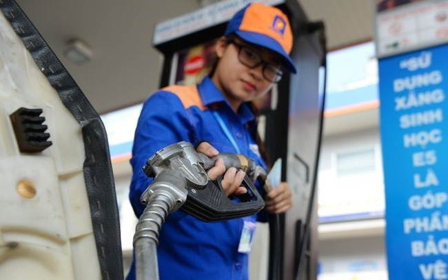 Khó kìm giá, xăng dầu hôm nay vào kỳ tăng mạnh