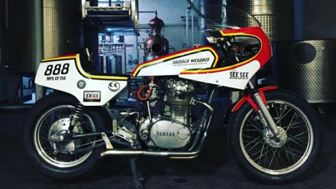 Môtô 'uống' rượu Vodka như 'tửu thần', chạy vận tốc 182 km/h