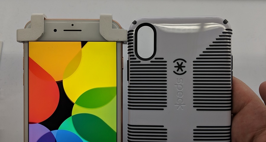 Ảnh ốp lưng iPhone Xs Max và iPhone 9 tiết lộ gì về iPhone mới?