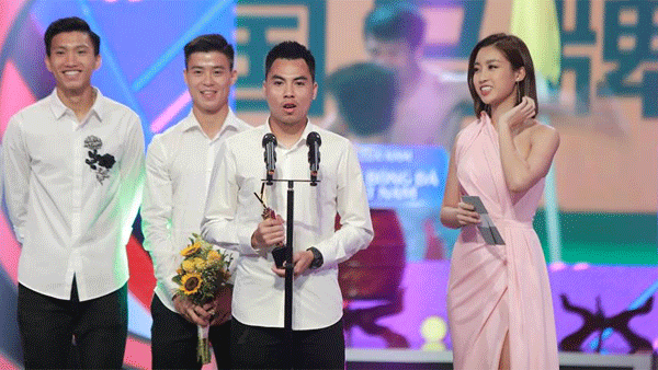 Tuyển U23 Việt Nam giành giải Nhân vật của năm