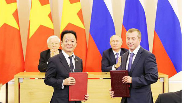 SHB hợp tác chiến lược với 2 định chế tài chính quốc tế tại Nga