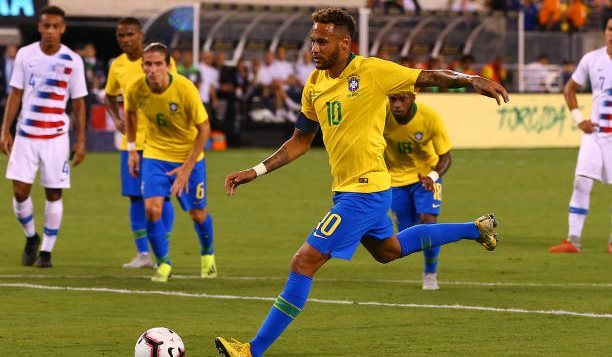 Neymar lập công, Brazil thắng dễ tuyển Mỹ