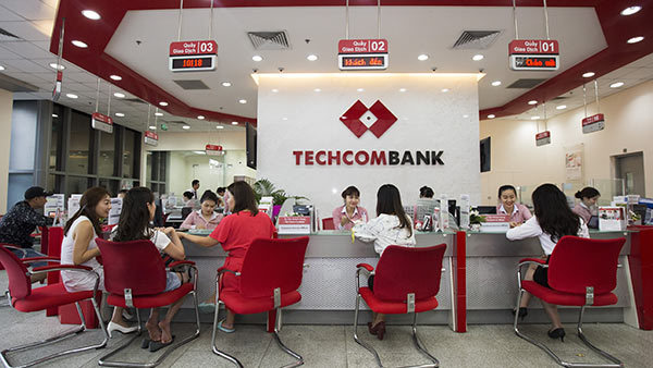 Hàng nghìn quà tặng dịp sinh nhật Techcombank 25 tuổi