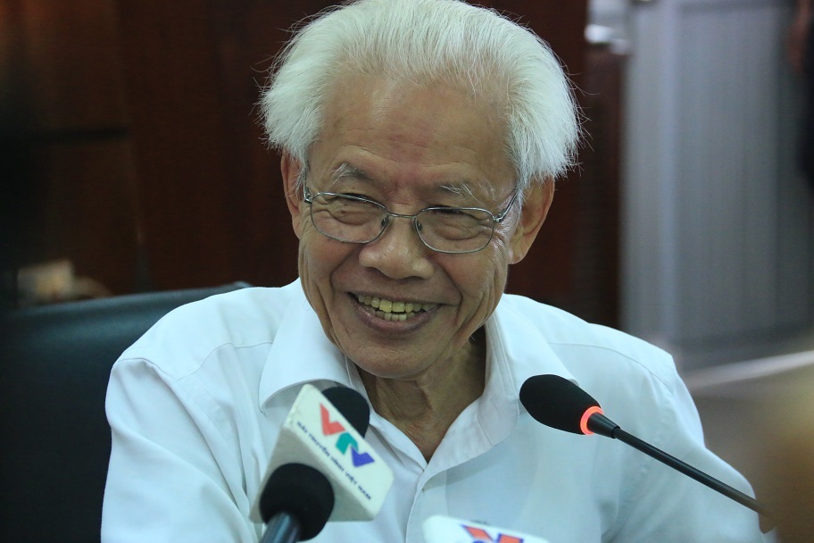 GS Hồ Ngọc Đại