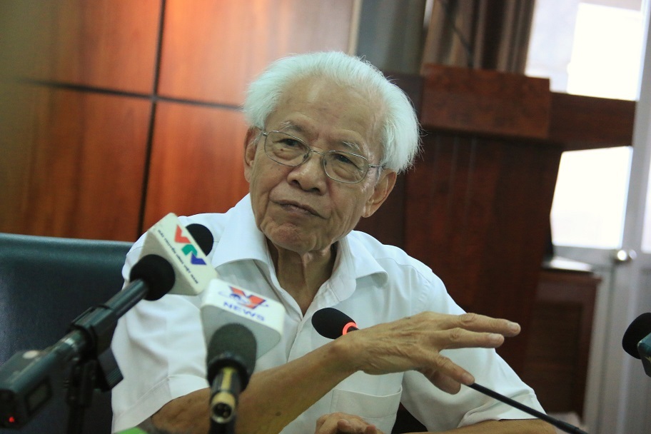 GS Hồ Ngọc Đại: 