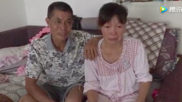 Mẹ từ chối chữa ung thư vì muốn con trai bỏ đi biệt xứ trở về