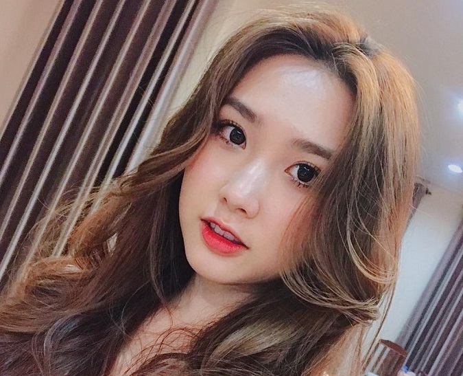 Nhan sắc bạn gái tin đồn của cầu thủ trẻ Việt Nam