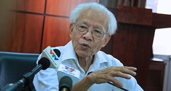 GS Hồ Ngọc Đại: 